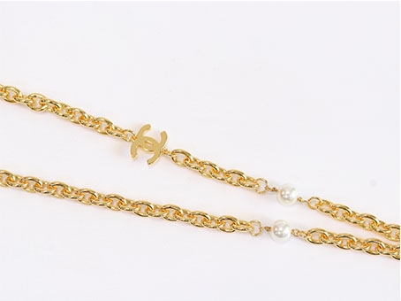 Lion and pearl drop link double C chain