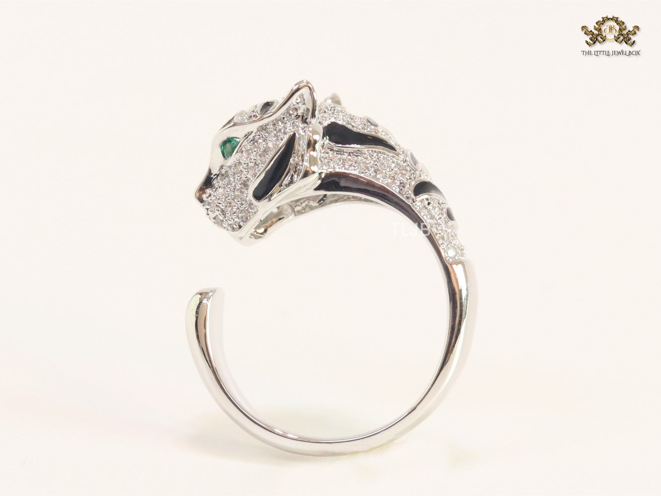 Panther Ring in Silver