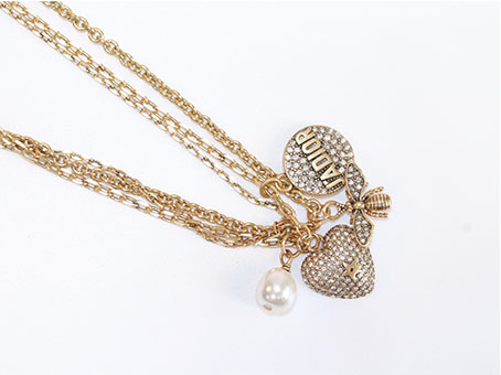 Alphabet Pearl and charm pendants necklace 4 charms