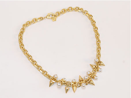 Pearl studs link chain