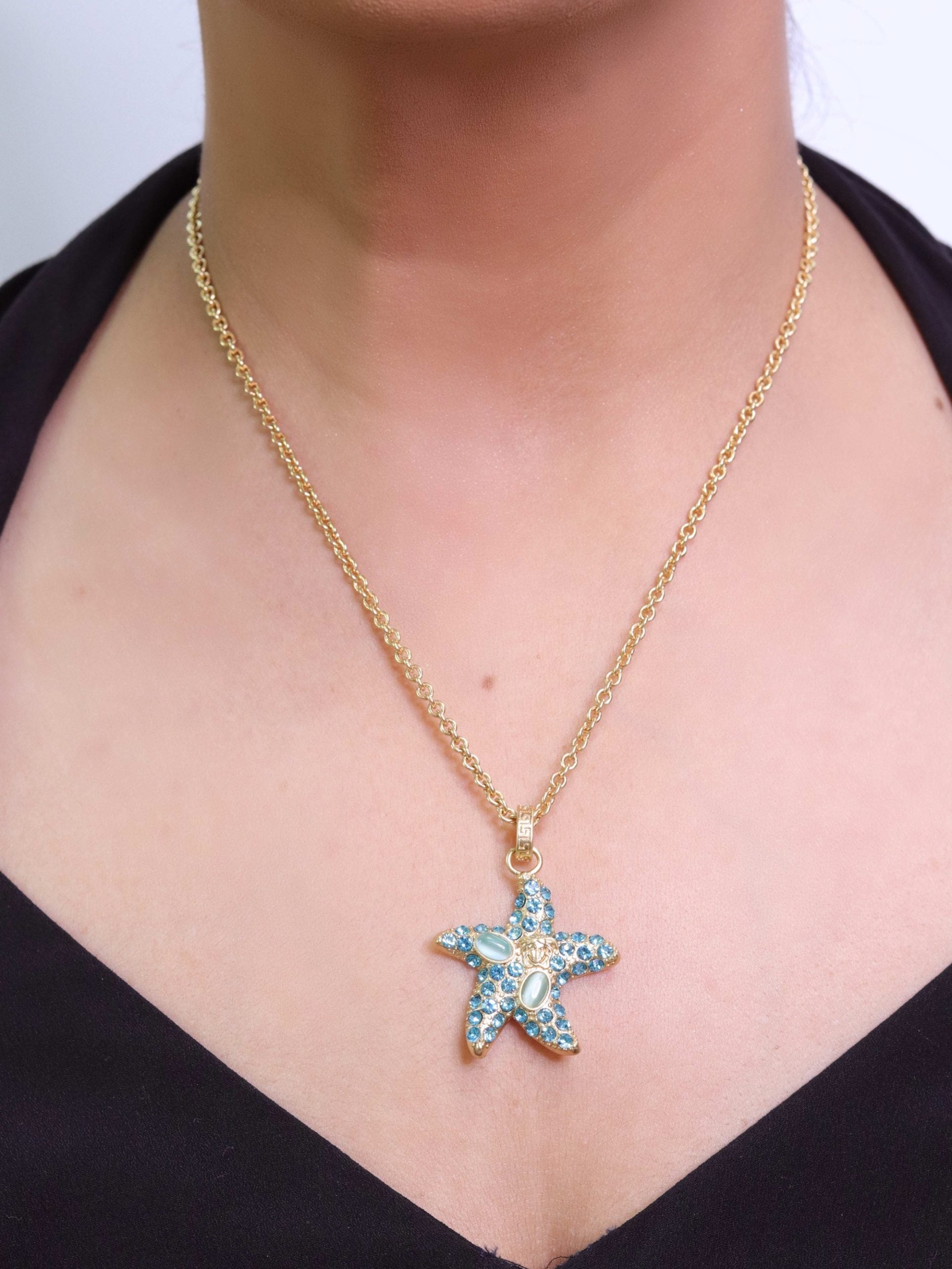 Blue star neck chain