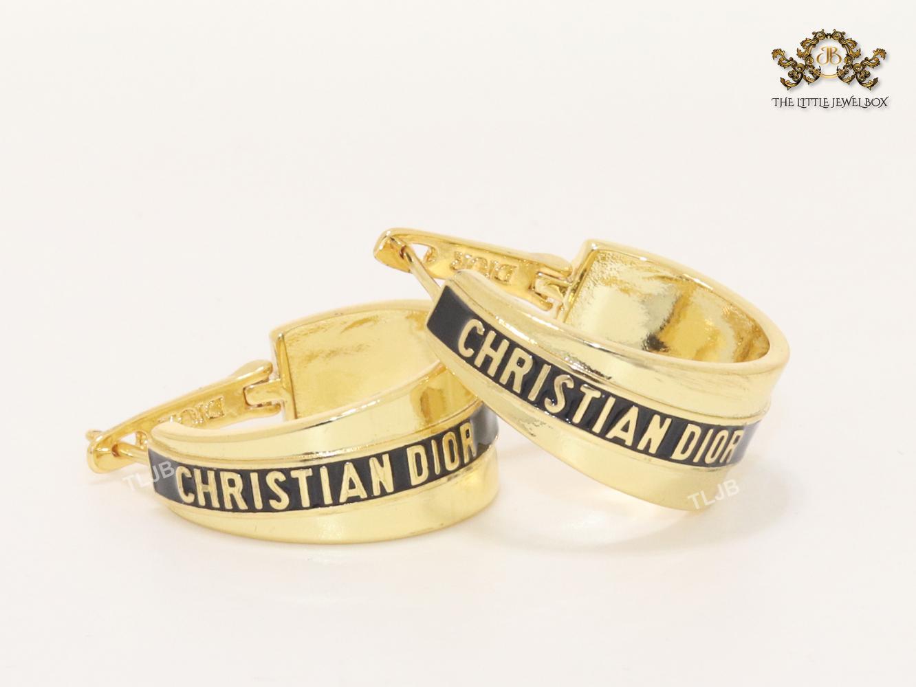 Alphabet CD black & gold hoops