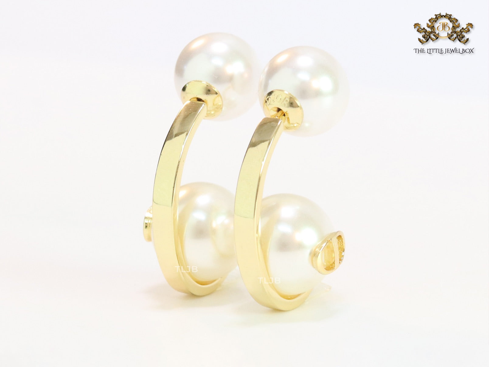 Alphabet C and D pearl and gold dangles