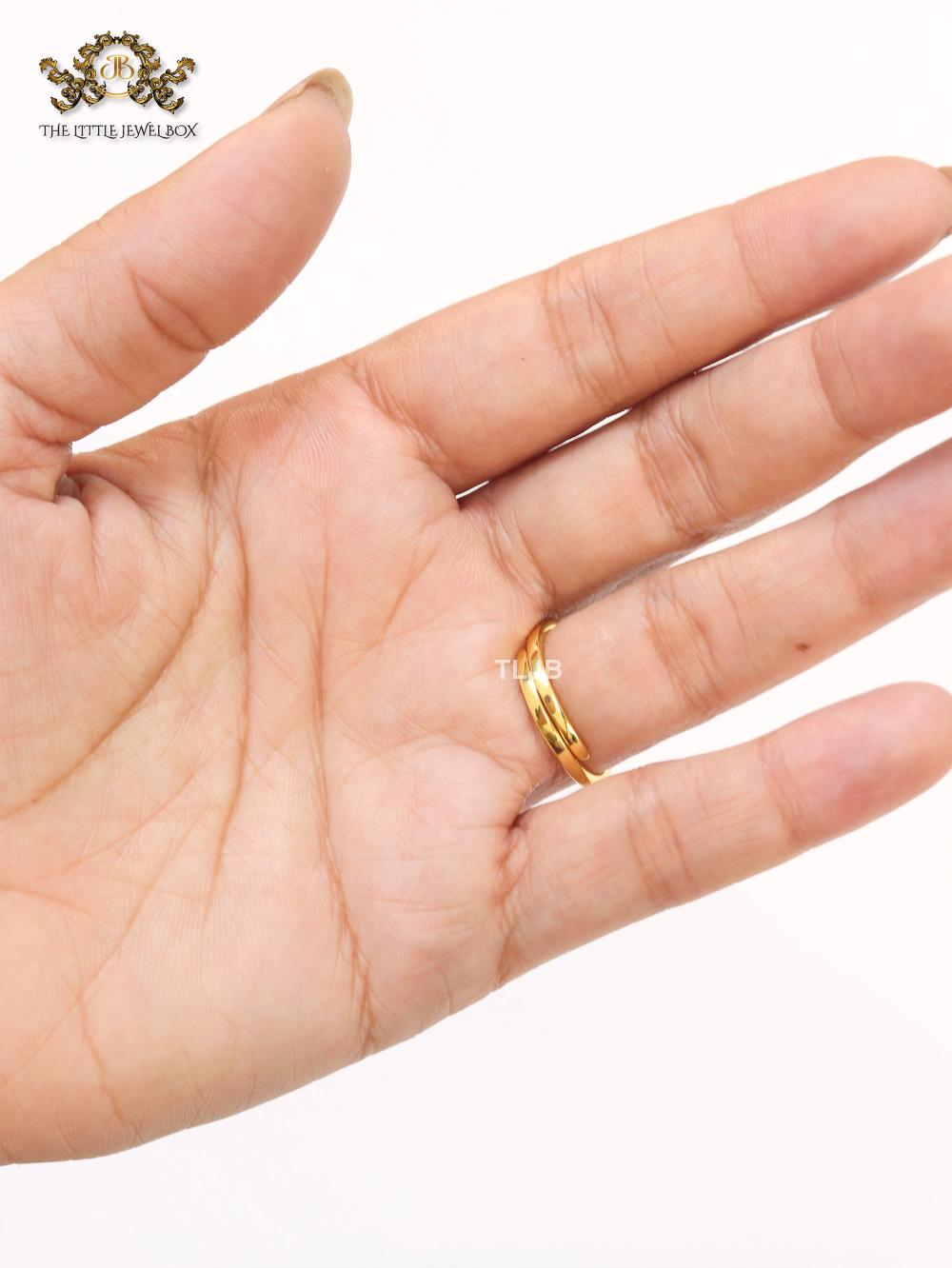 Green MOP ring with cz