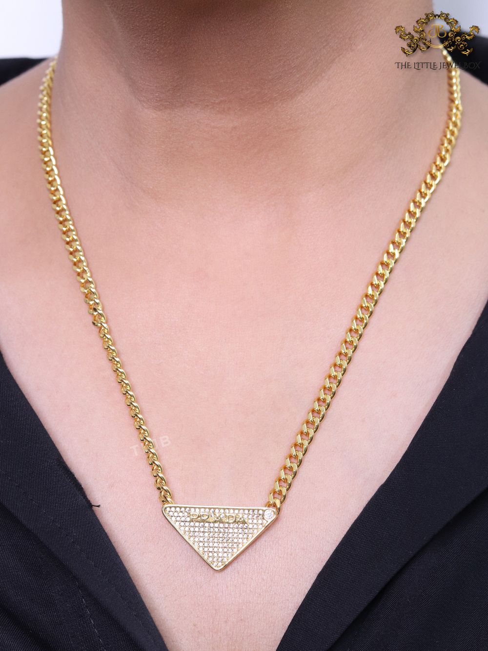 Alphabet cz and gold chain