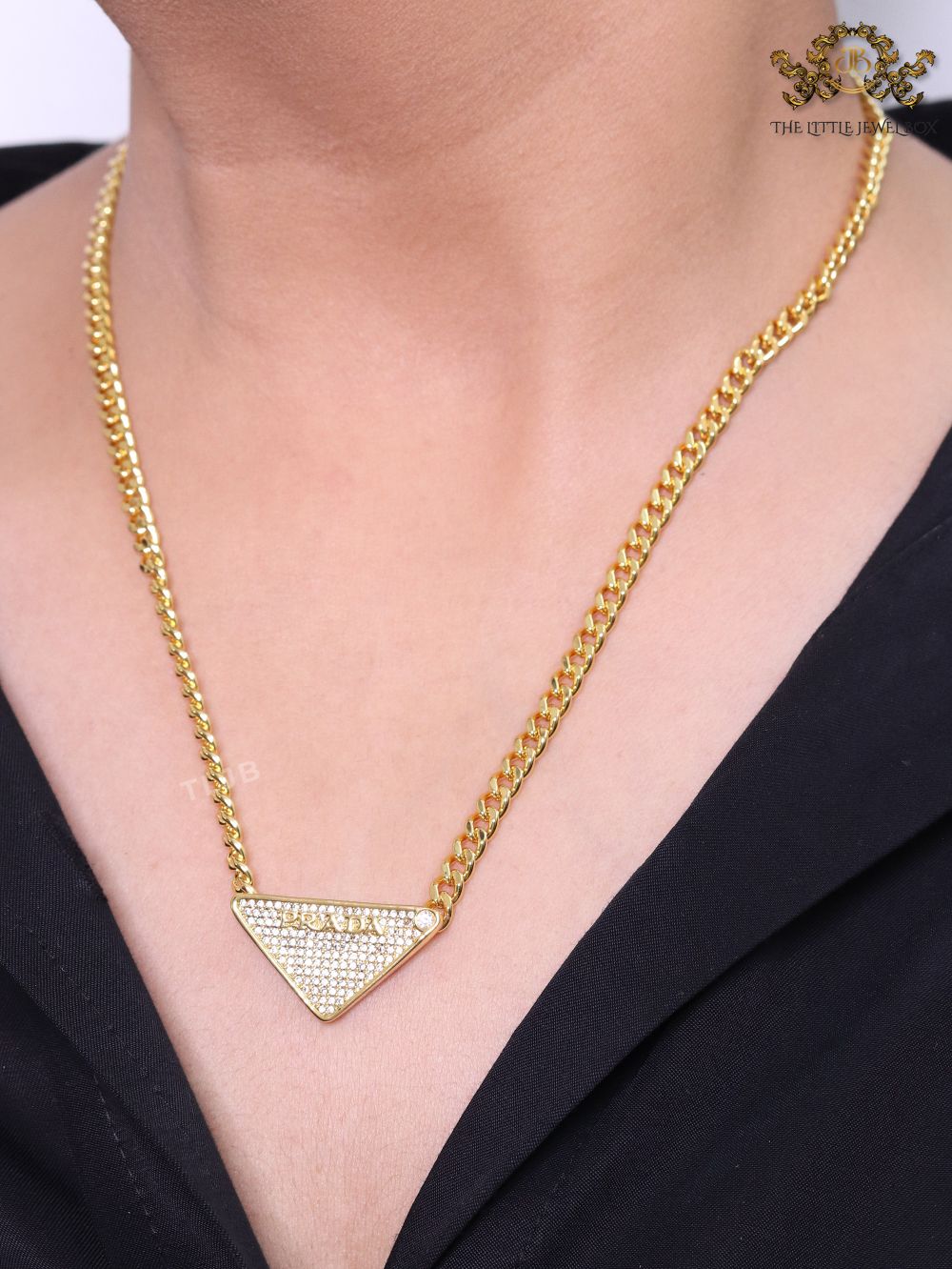 Alphabet cz and gold chain