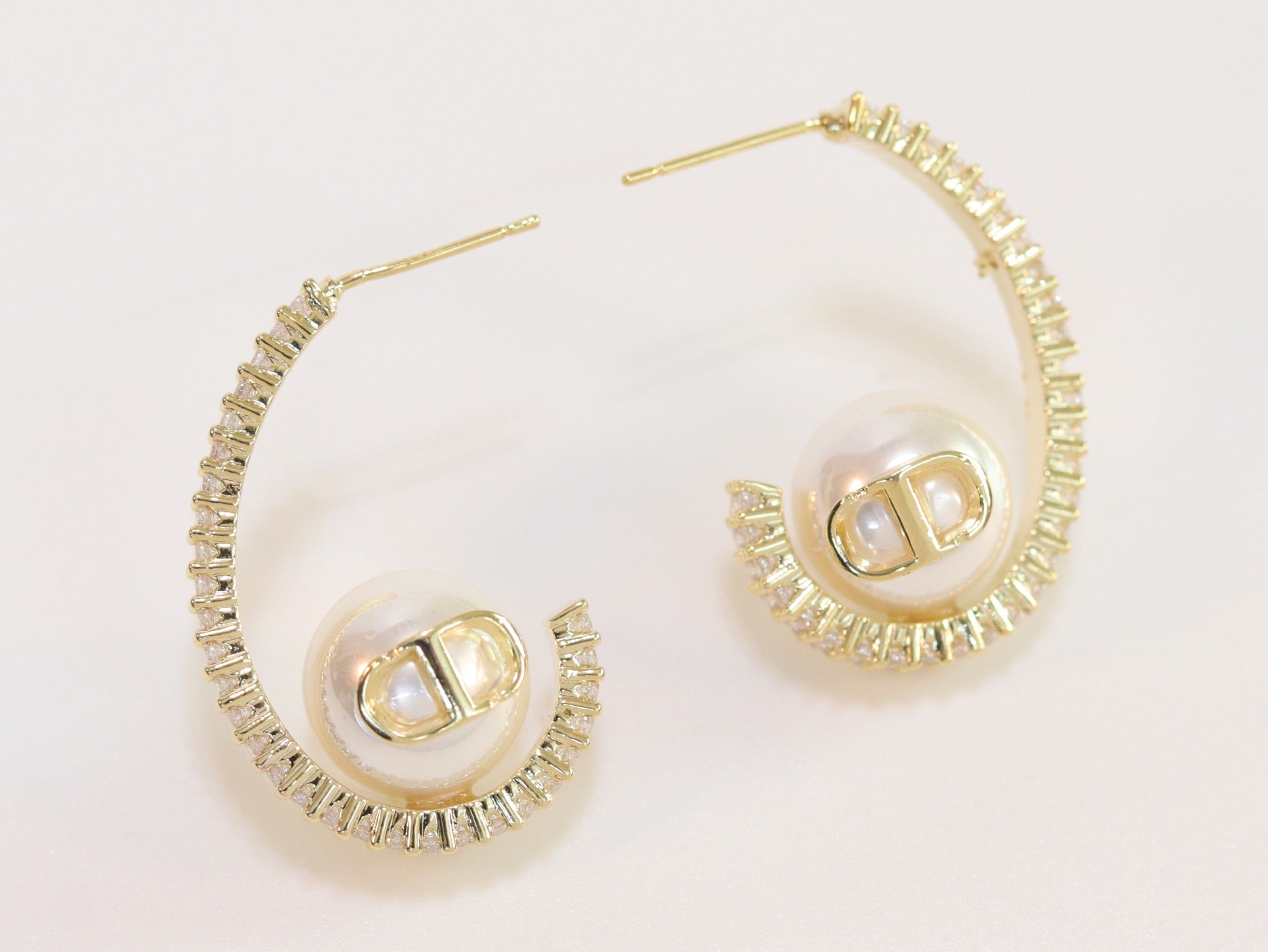 Alphabet C and D pearl gold dangles