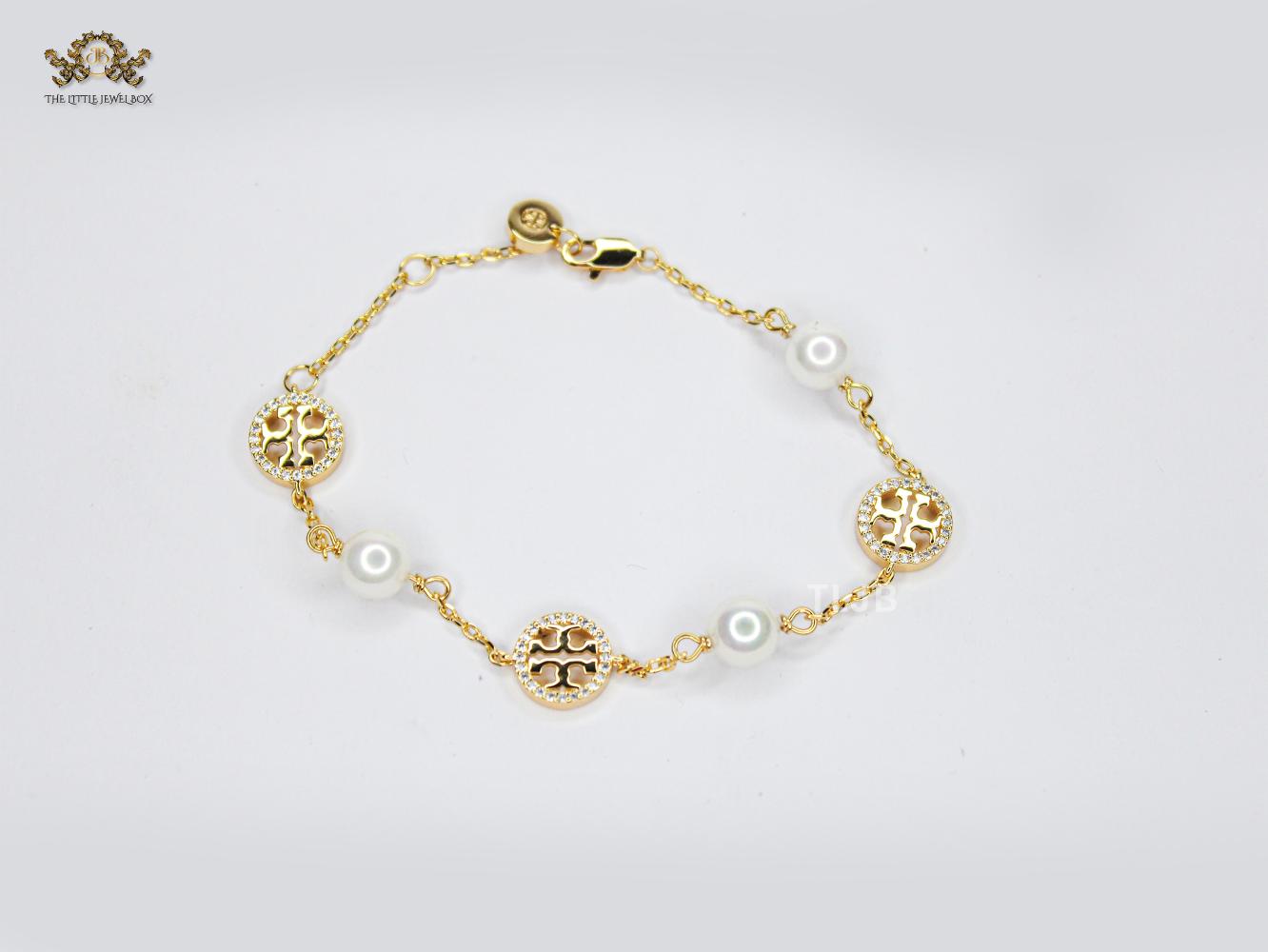 Alphabet T chain pearl studded bracelet