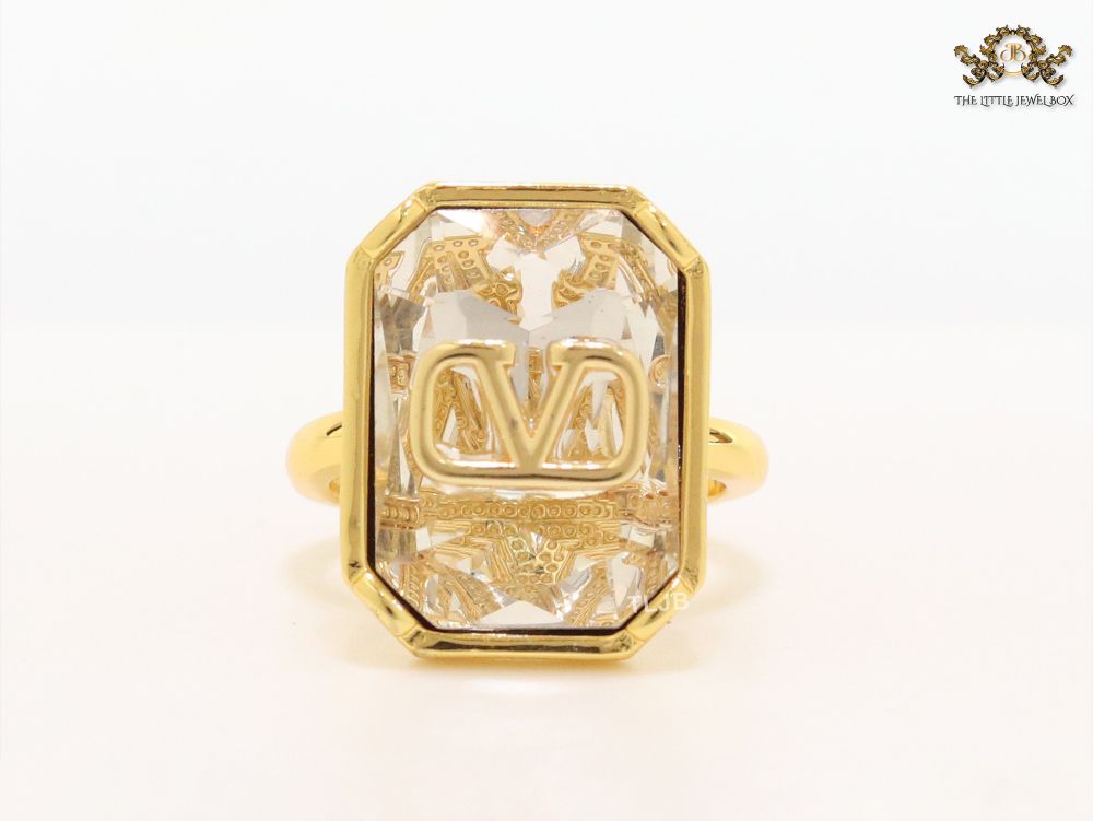Open V gold plated stone ring