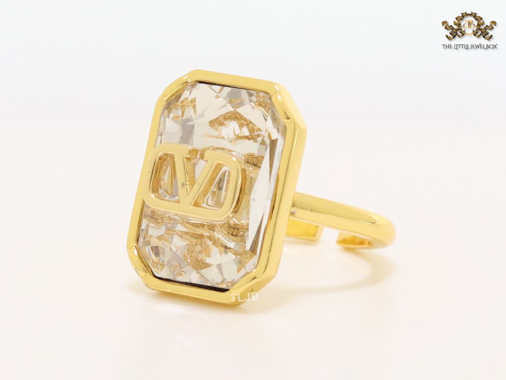 Open V gold plated stone ring