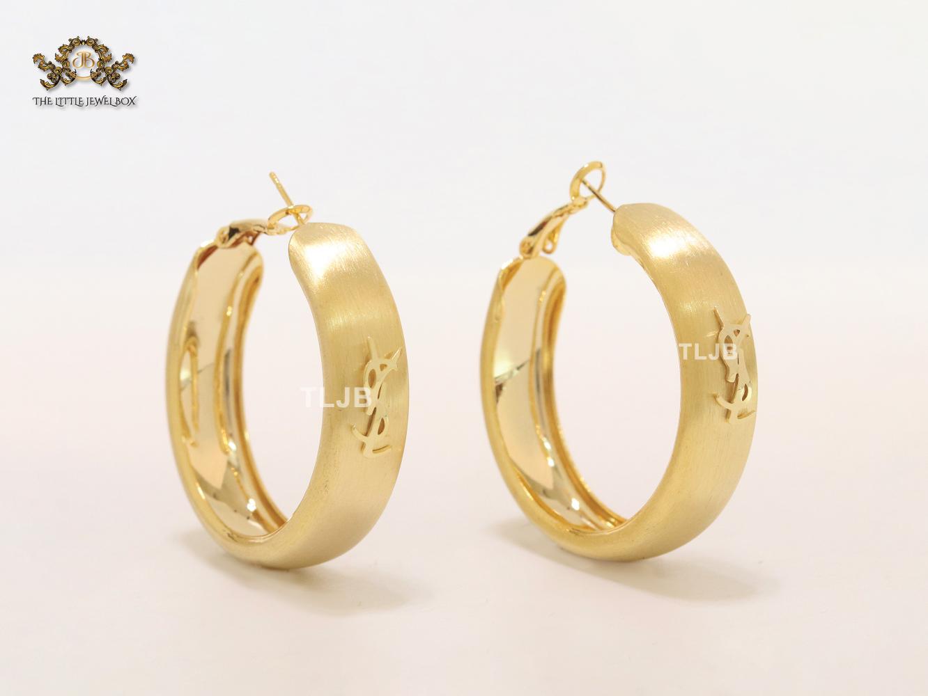Alphabet  Y & L  matt gold hoops