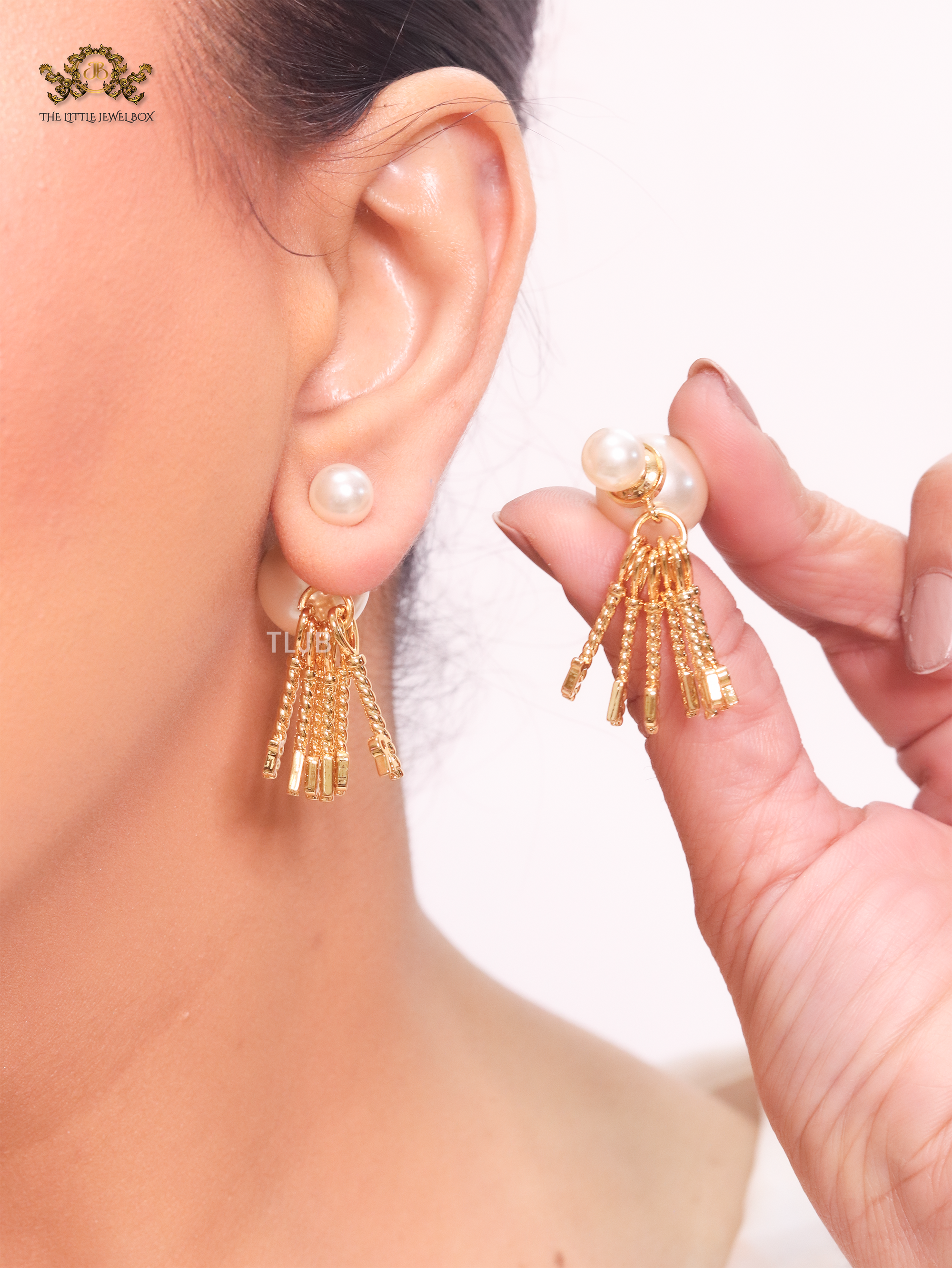 Alphabet CD Pearl and gold Bombers