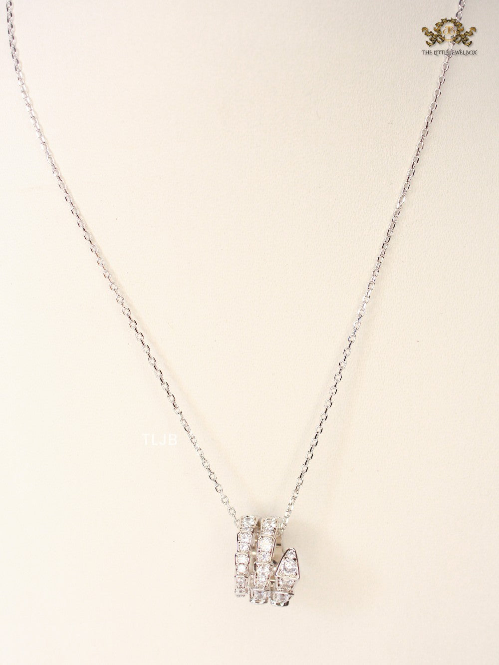 Snake pendant platinum necklace