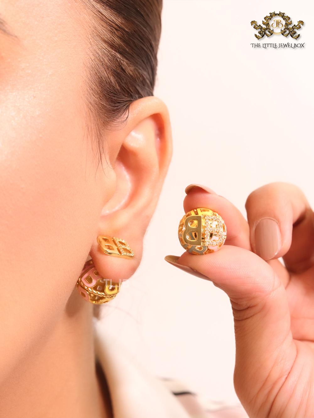 Alphabet B small mesh ball studs