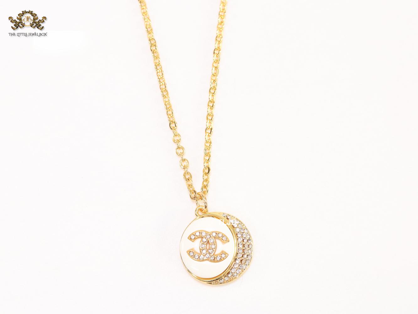 Double C cz and white enamel gold round chain