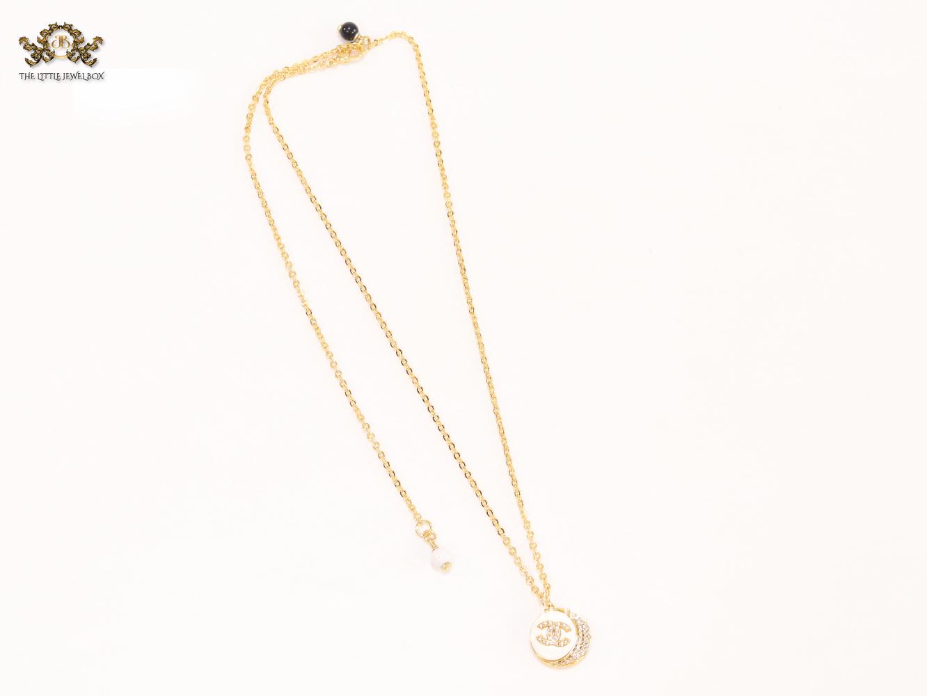 Double C cz and white enamel gold round chain
