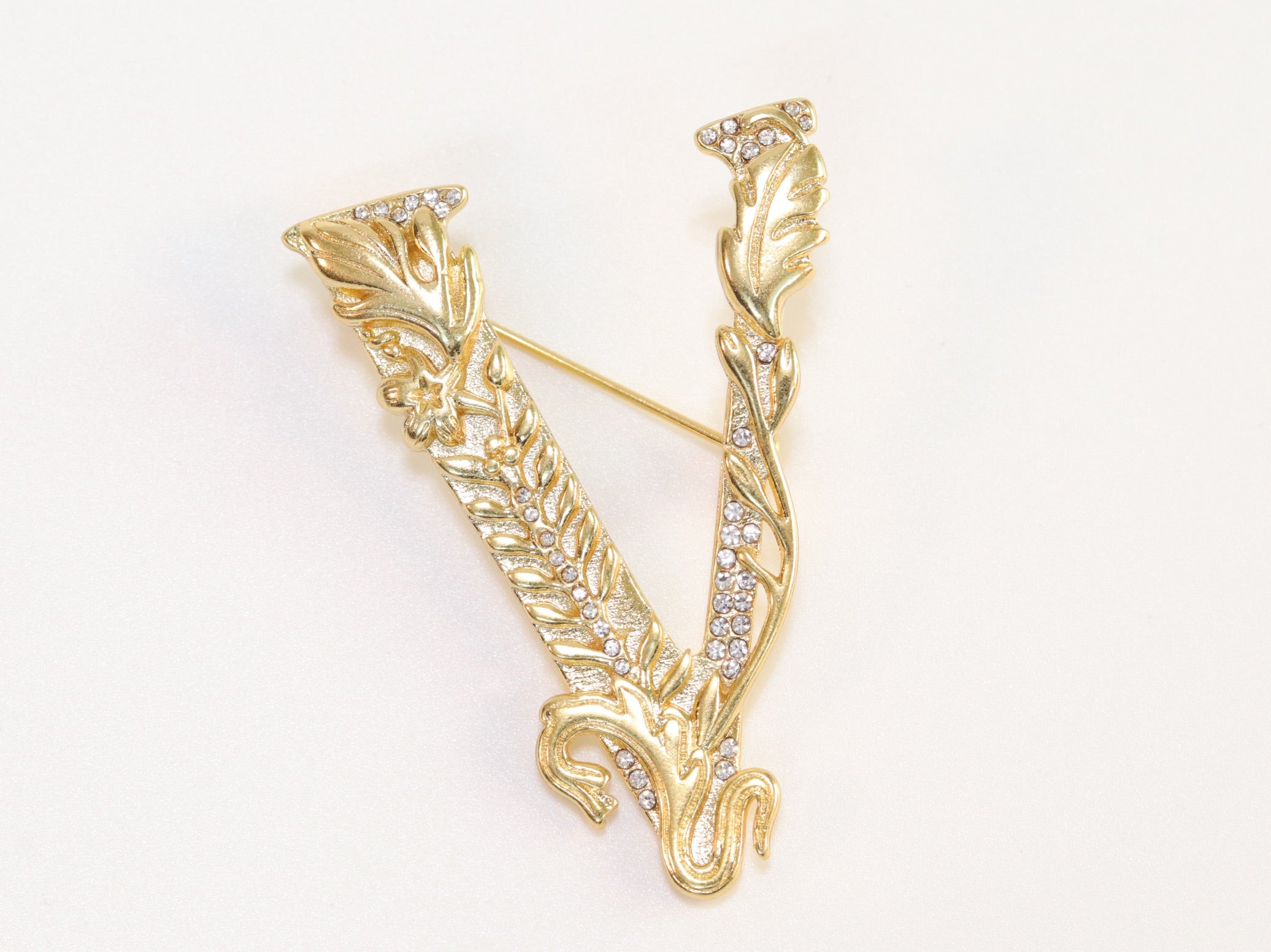 Alphabet V brooch