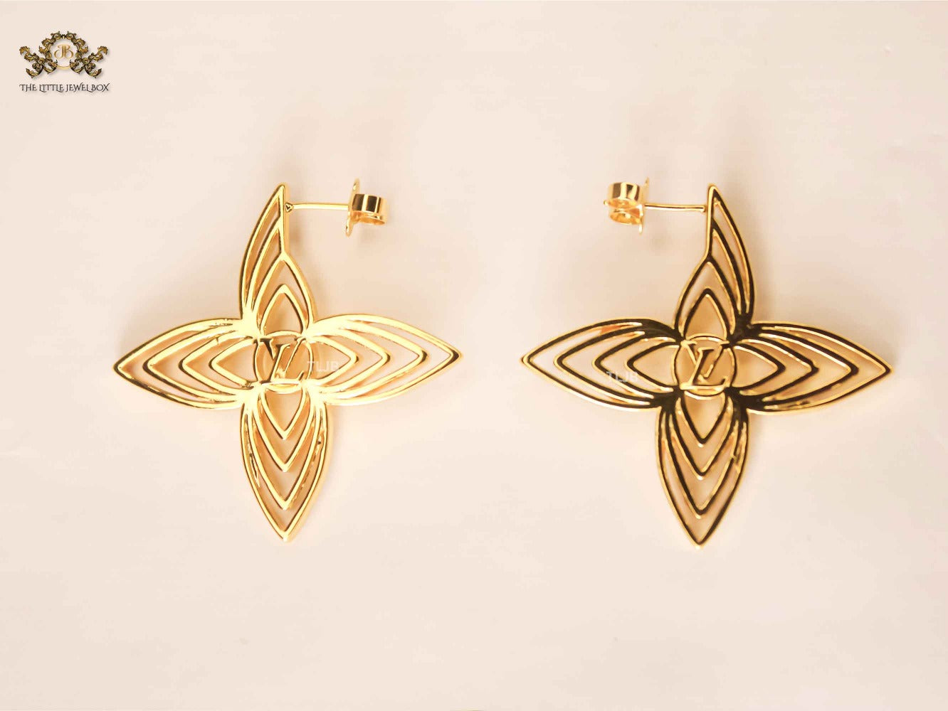 Alphabet L&V gold spike flower earrings