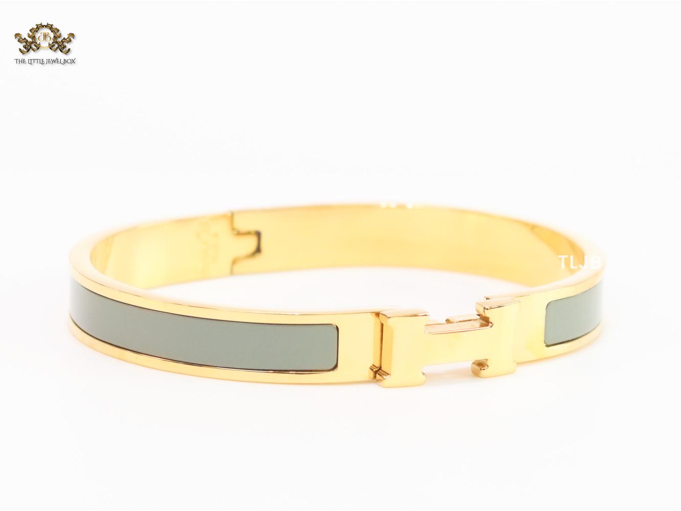 Alphabet H grey and matt gold bracelet 8mm