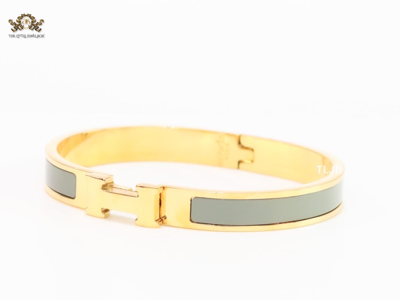 Alphabet H grey and matt gold bracelet 8mm