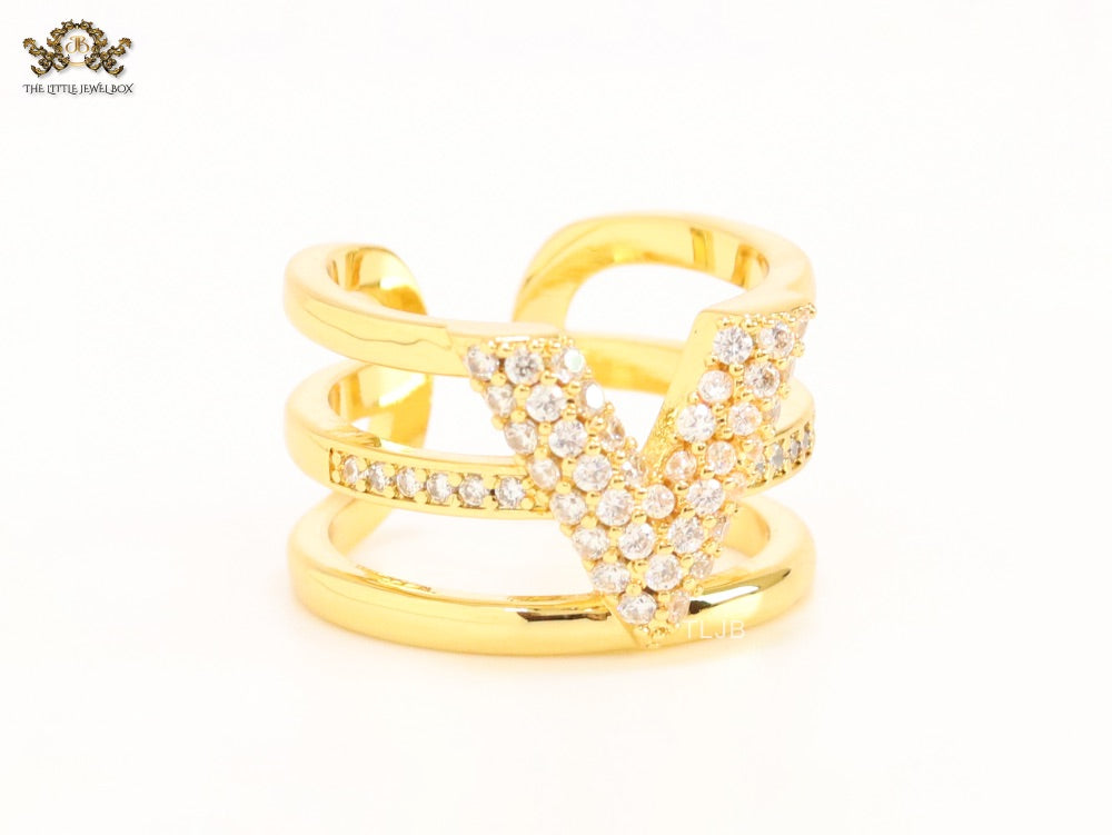 3 layer alphabet V cz band ring