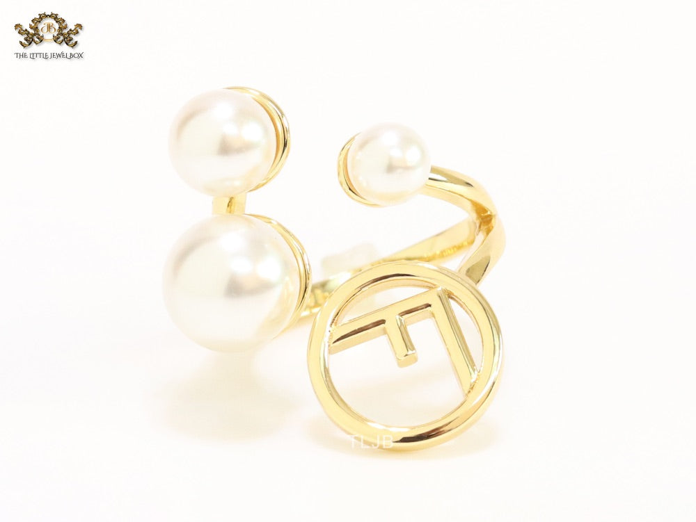Alphabet F pearl open gold plated ring