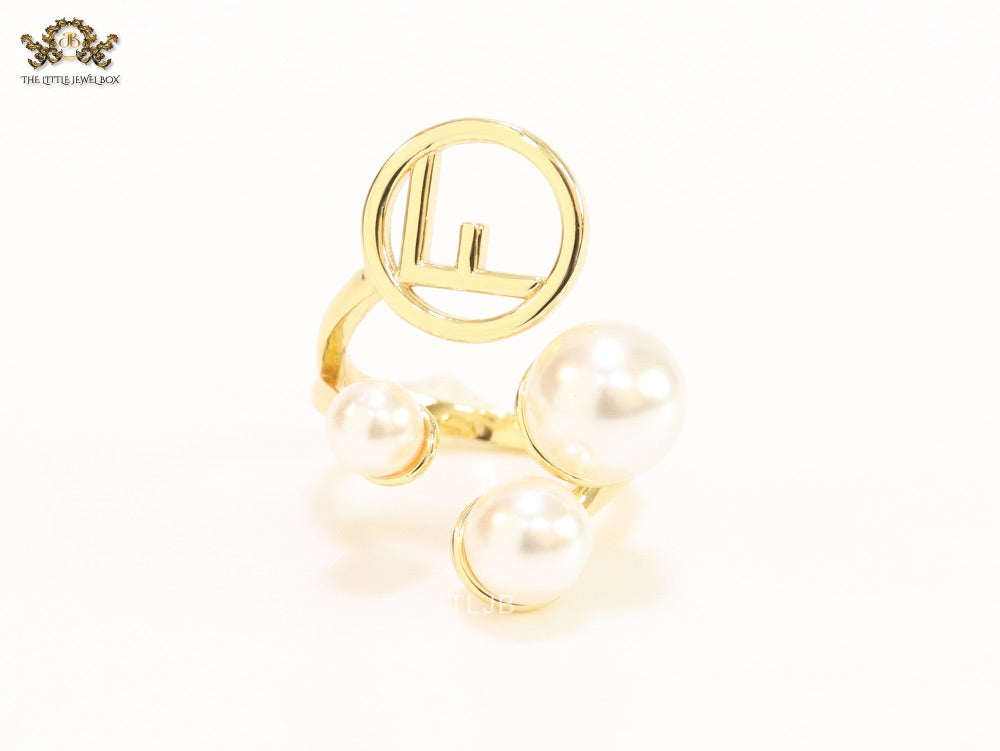 Alphabet F pearl open gold plated ring