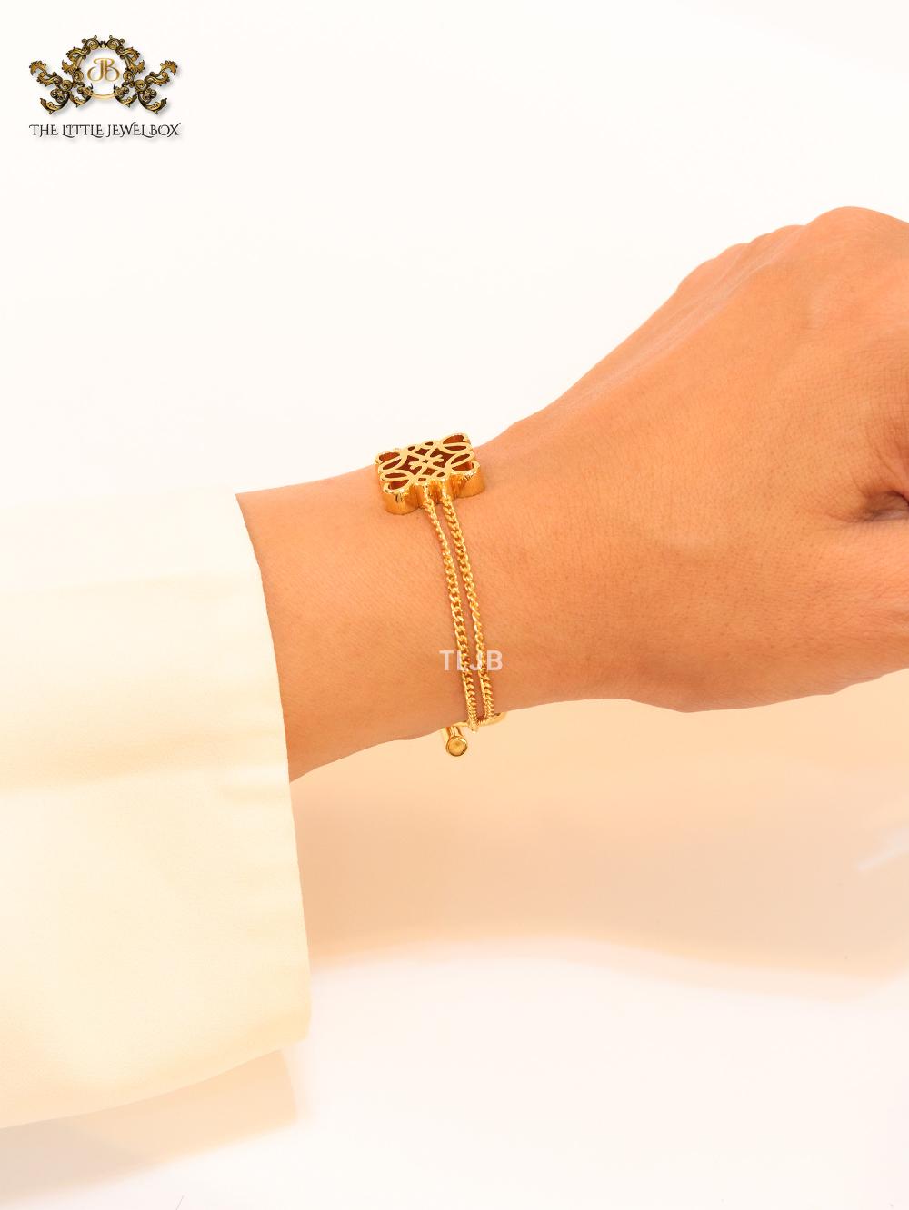 Alphabet L sleek bracelet