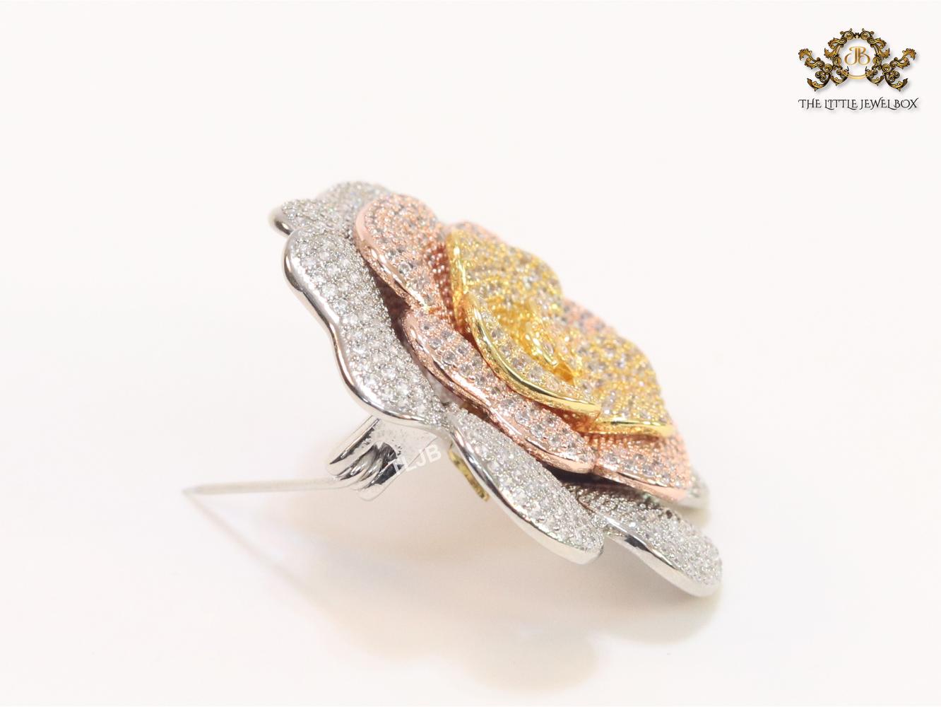 Double C platinum cz brooch with pink coloured details