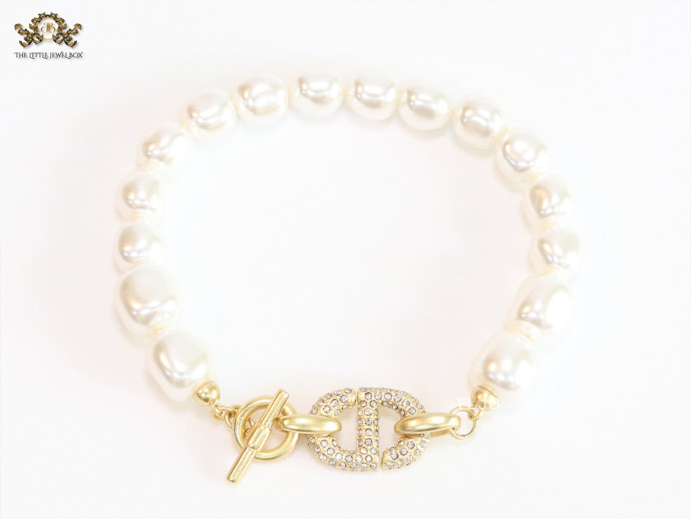Alphabet C&D openable gold CZ pearl link bracelet