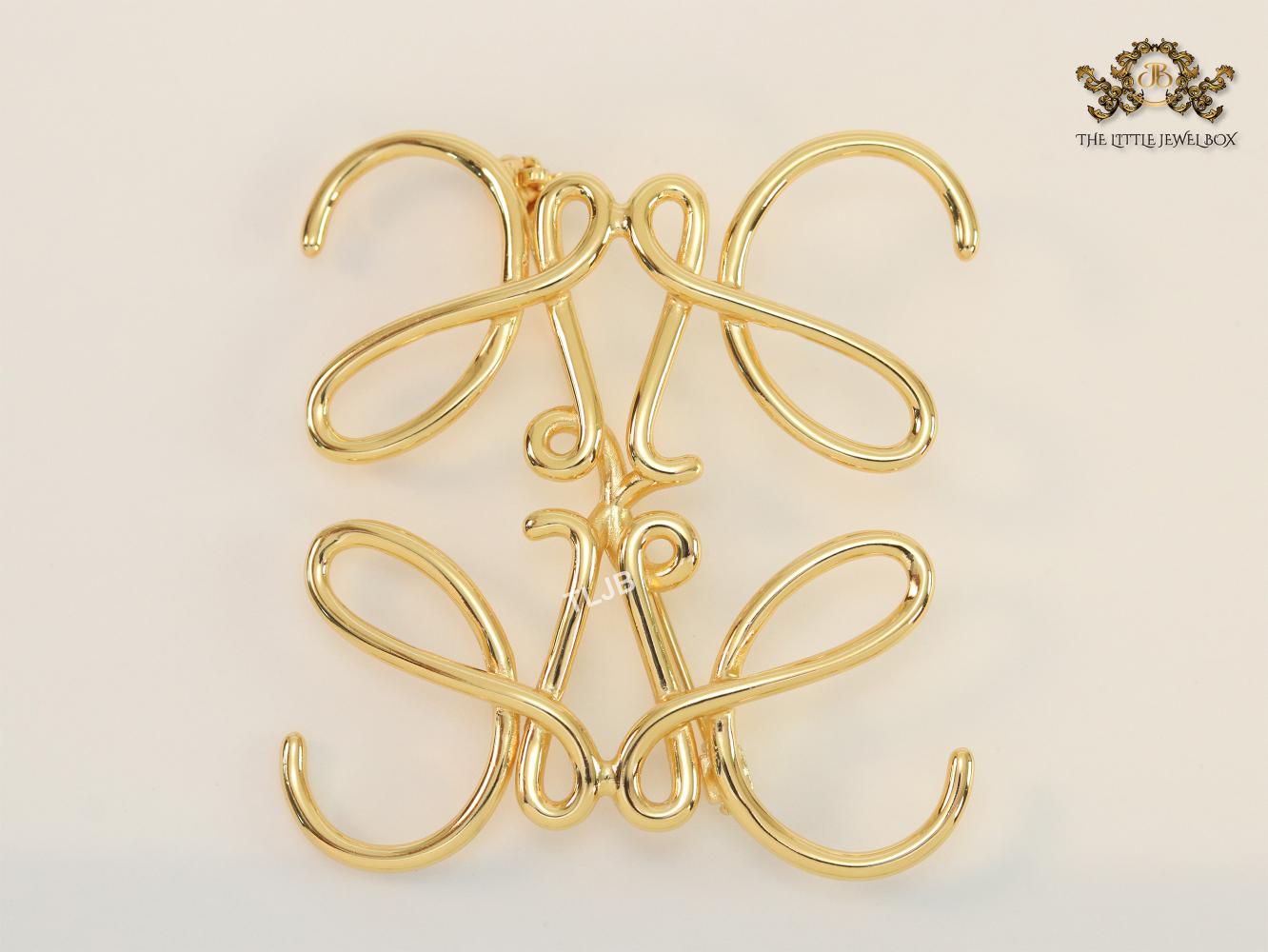 Alphabet LW Plain sleek brooch