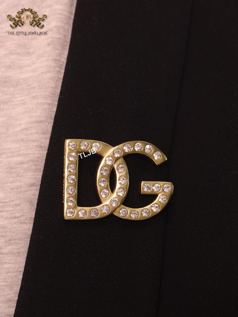 Alphabet DG Matt gold brooch with zircons