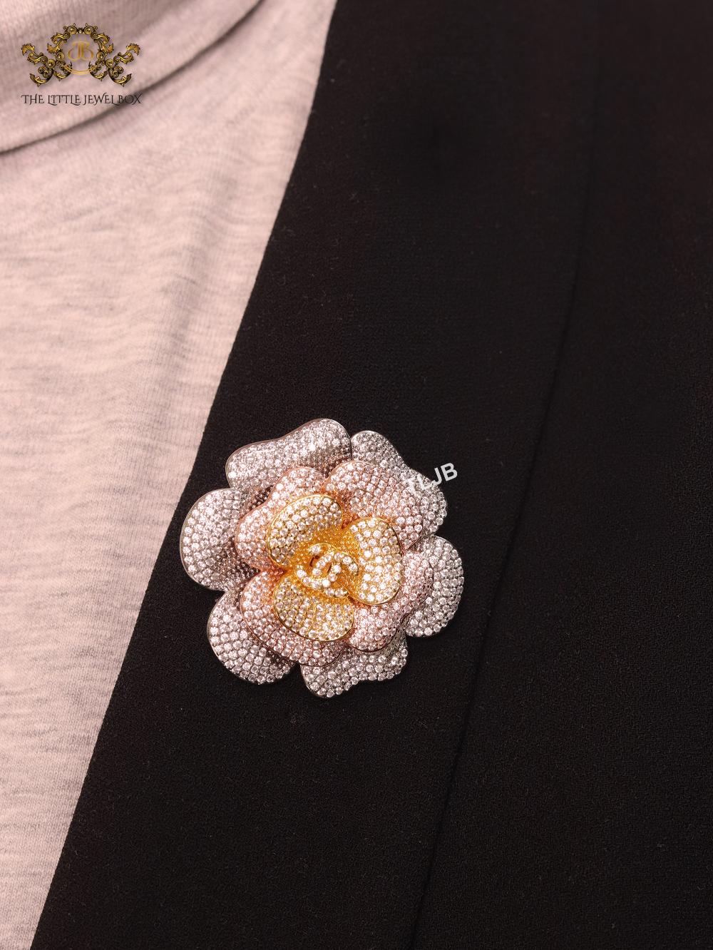 Double C platinum cz brooch with pink coloured details