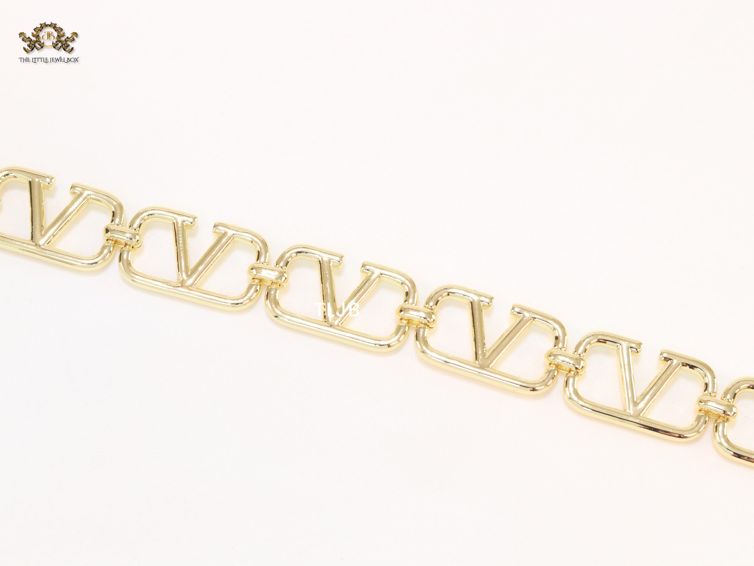 Open V chunky Bracelet