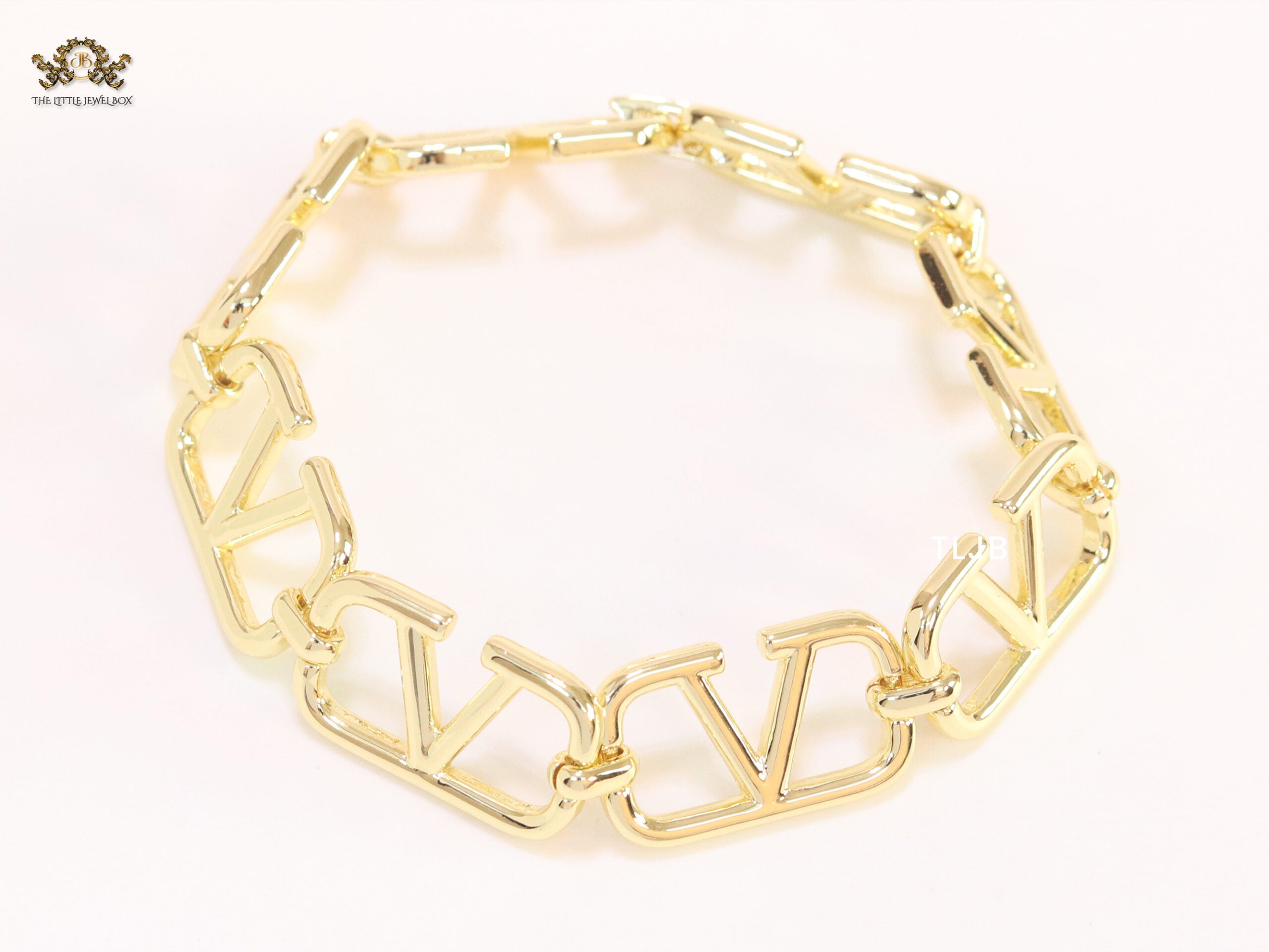 Open V chunky Bracelet