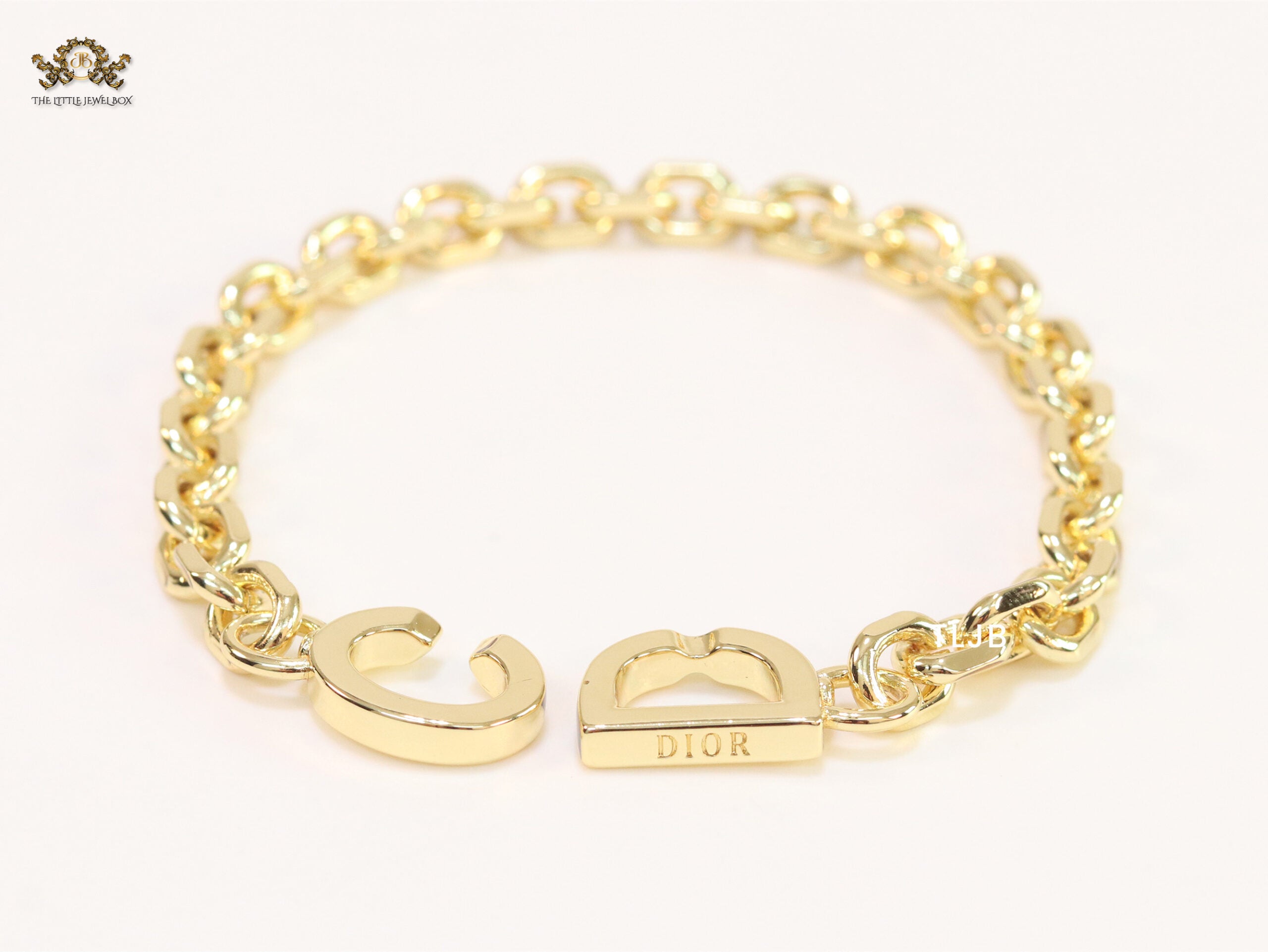 Alphabet CD lock bracelet