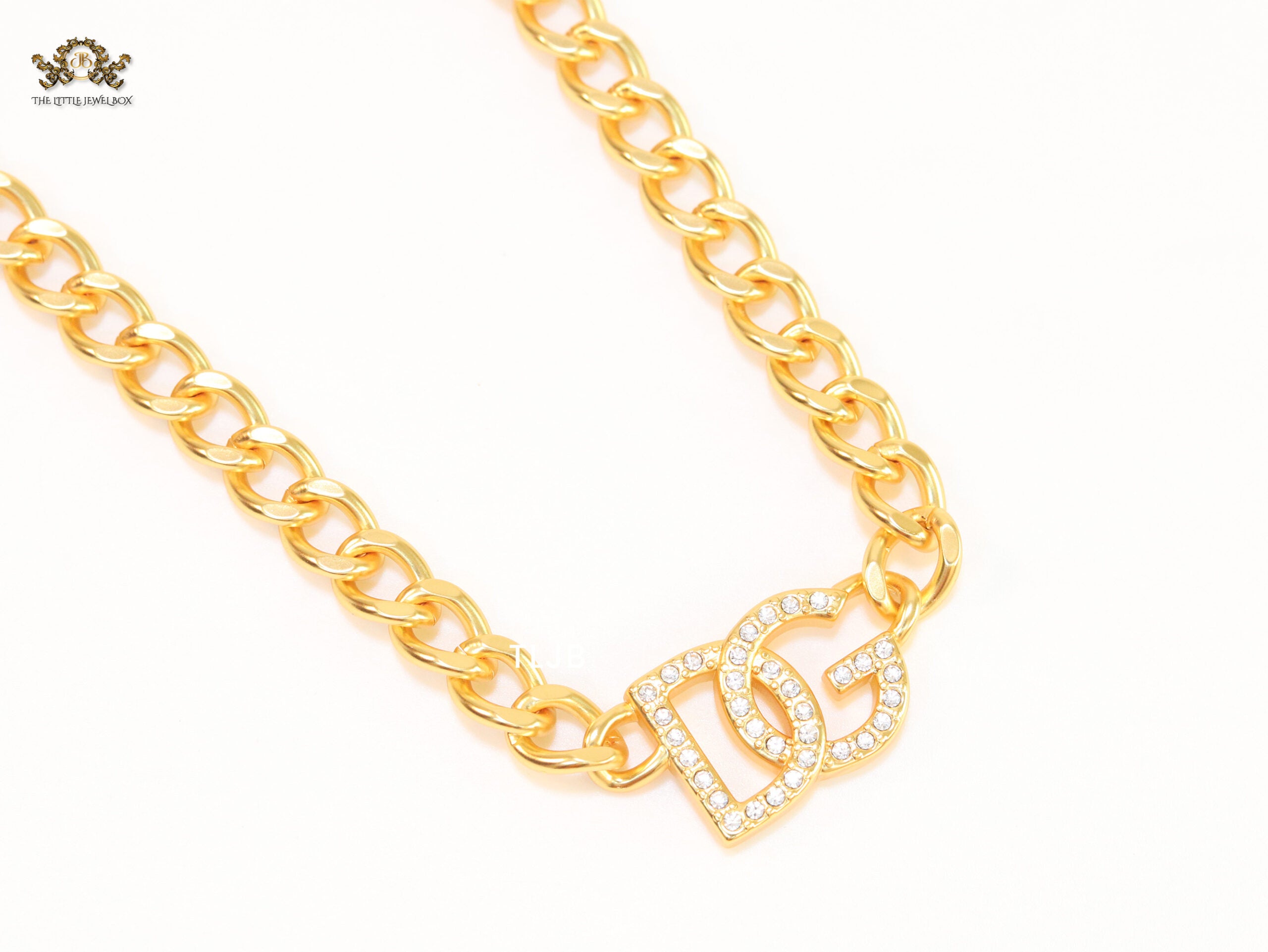 Alphabet D link chain necklace