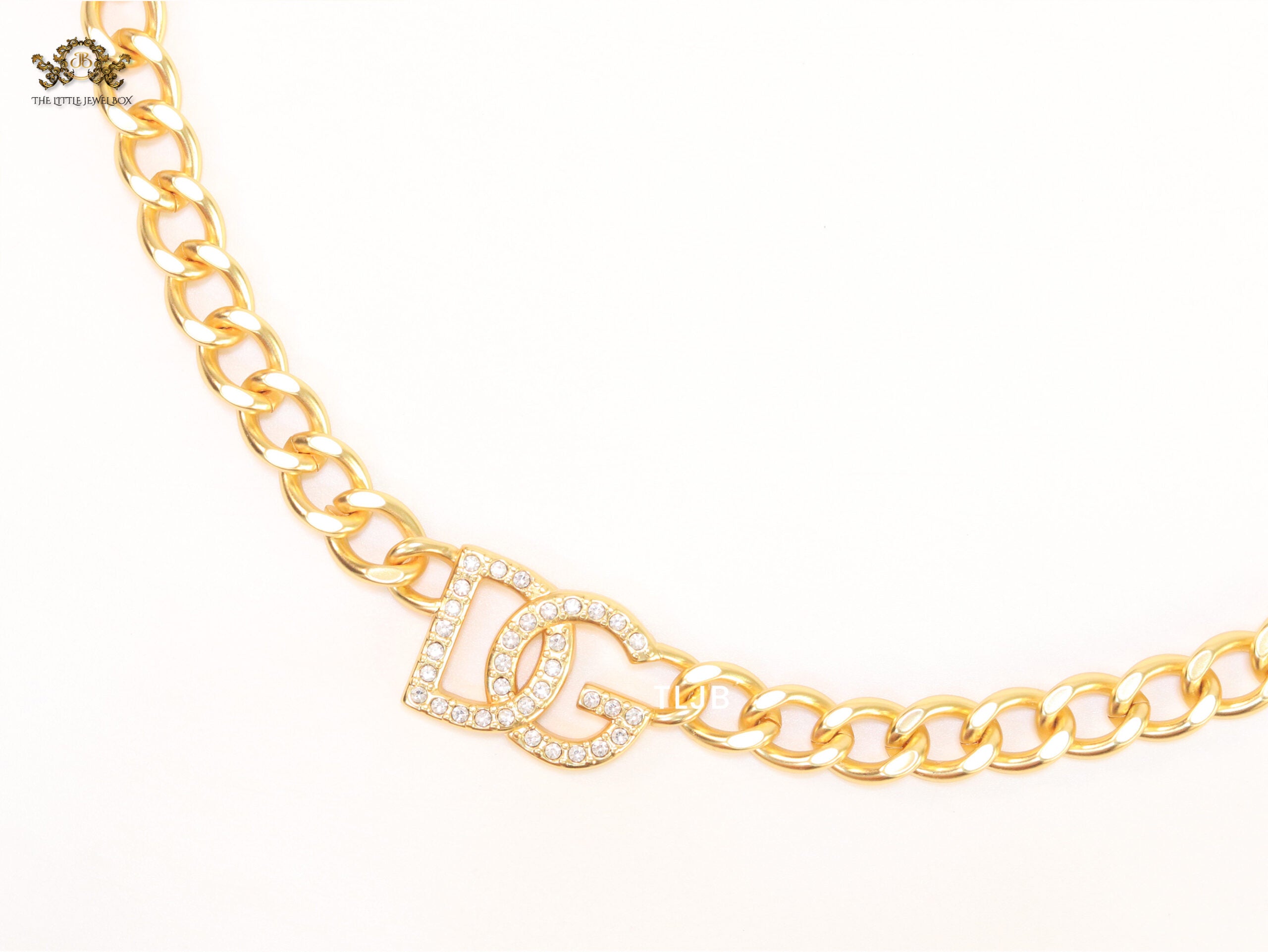 Alphabet D link chain necklace