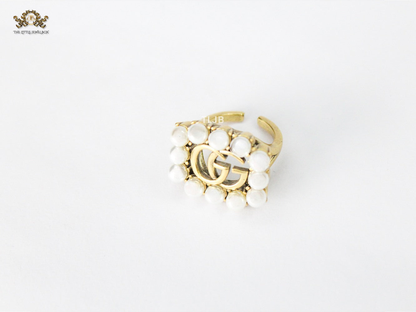 Double G Pearl Antique Ring