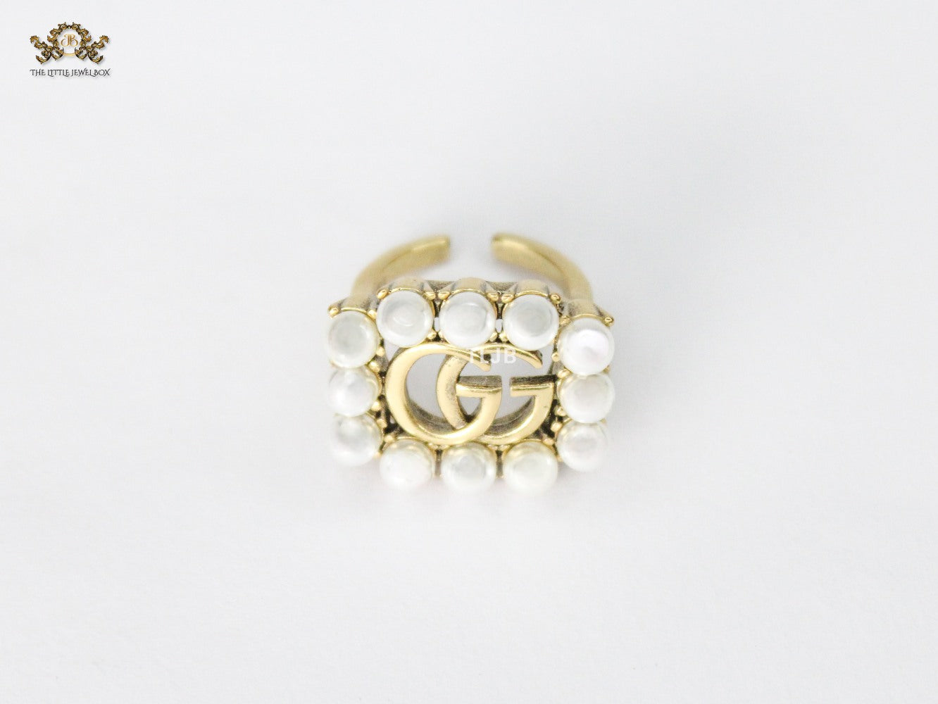 Double G Pearl Antique Ring