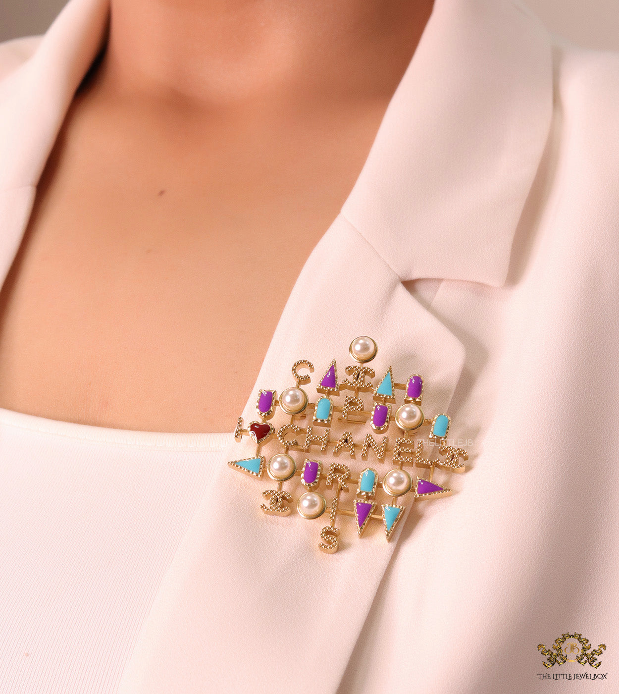 Multicoloured cz and pearls brooch in gold plating
