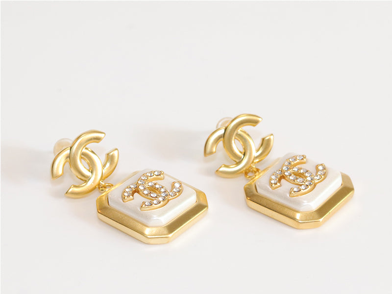 Double C square enamel drops