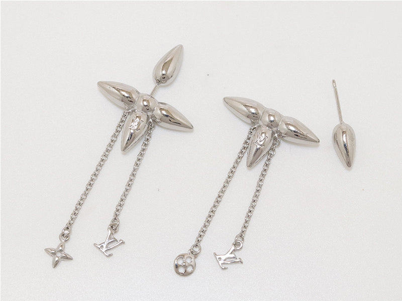 Platinum flower chain dangles