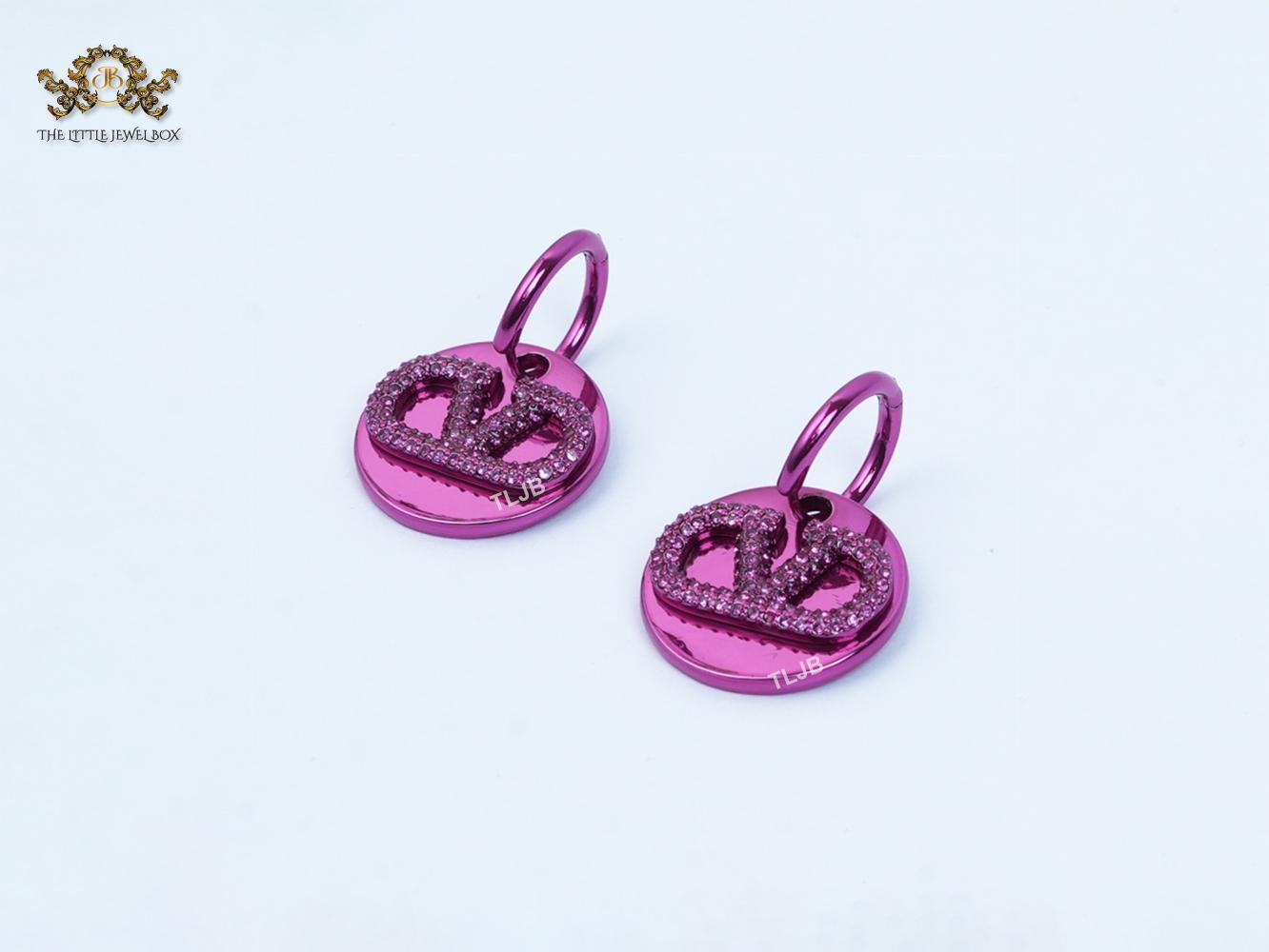 Alphabet V pink rhinestone dangles