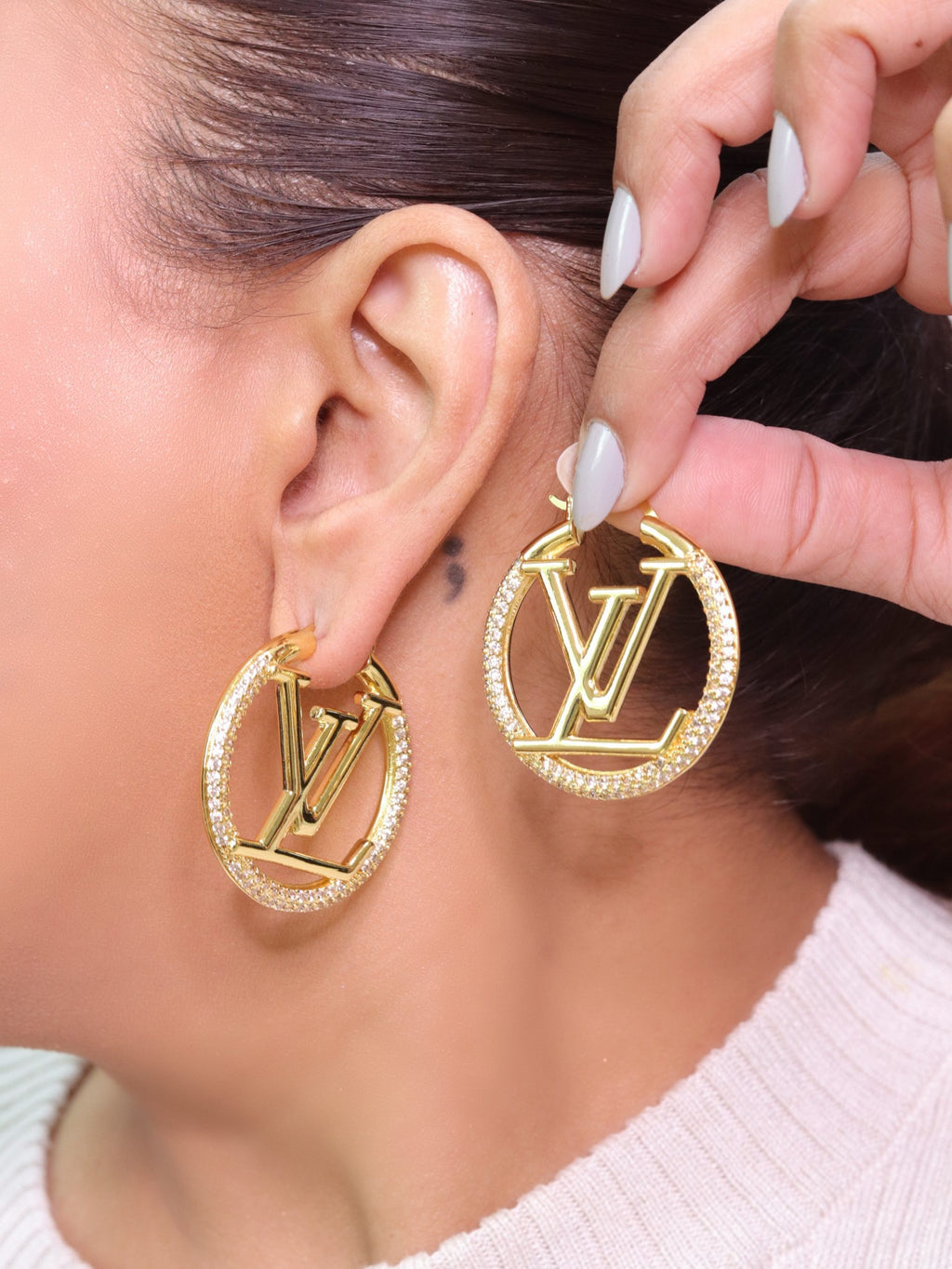L and V cz gold hoops 40 mm