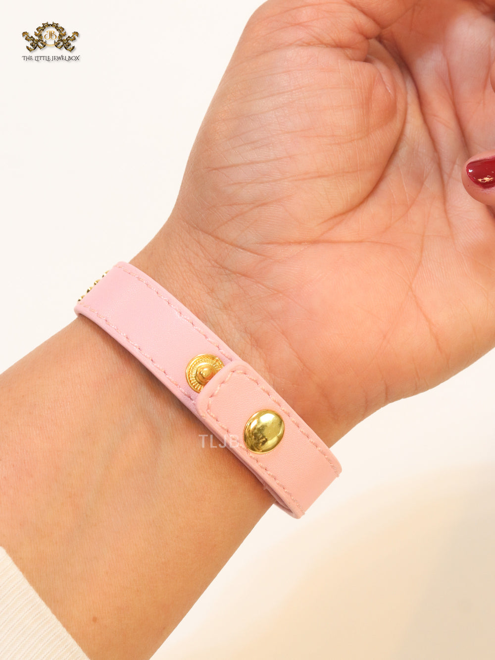 Alphabet L pink leather bracelet