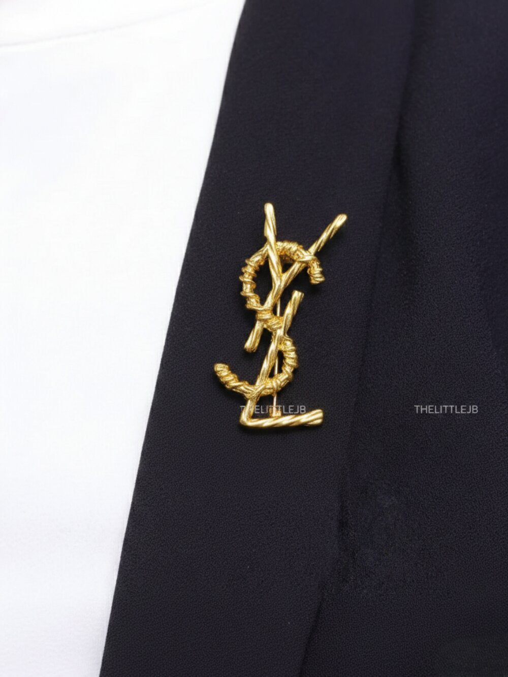 Alphabet Y S and L brooch in glossy gold finish