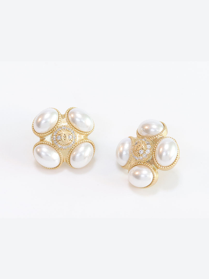Gold double C CZ & pearl Bubble Square Studs