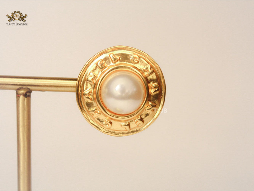 Double C pearl studs in Gold