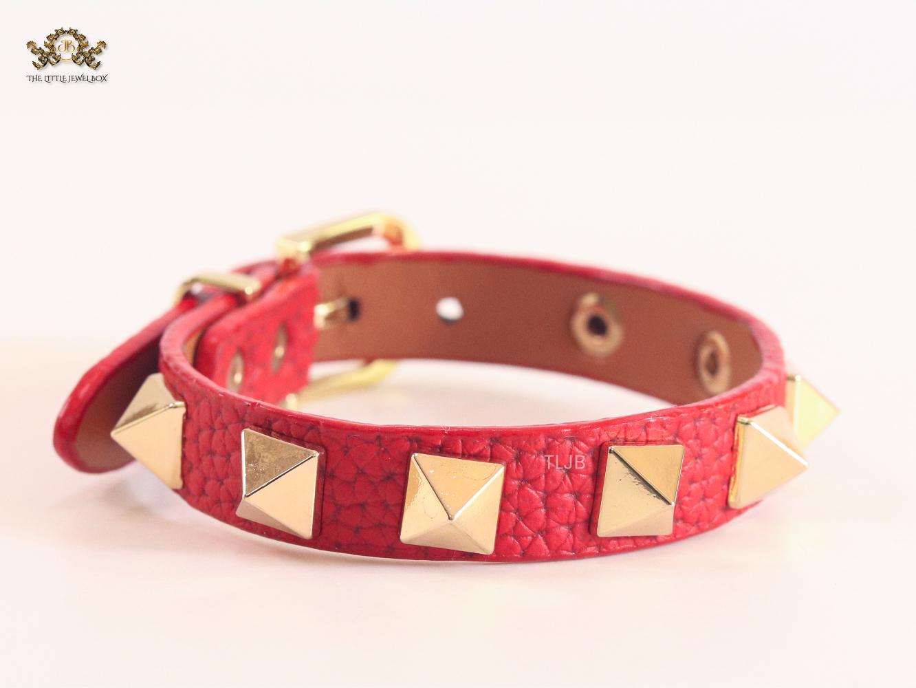 Alphabet V rockstud red bracelet